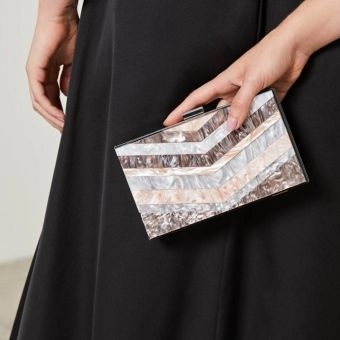 Clutch Acrílico Recortes